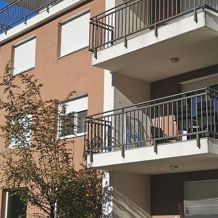 시오포크 Vivi Wellness Apartman 아파트 외부 사진